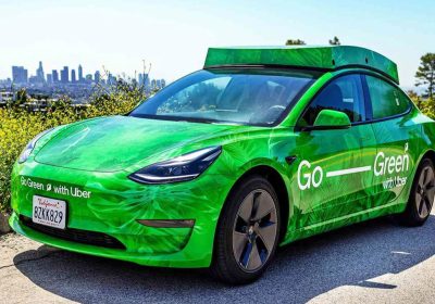 Uber assume Rebecca Tinucci, la numero uno dei Supercharger licenziata da Elon Musk