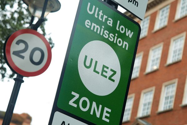 Ultra Low Emission Zone di Londra, il 96% dei veicoli è conforme, si chiudono gli incentivi