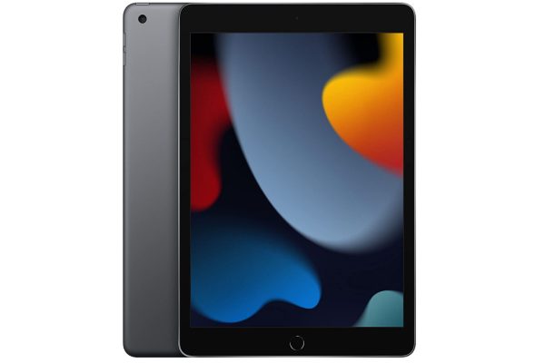 Un iPad a poco più di 300 euro? Sì, è realtà: ecco l'offerta Amazon che fa per voi!