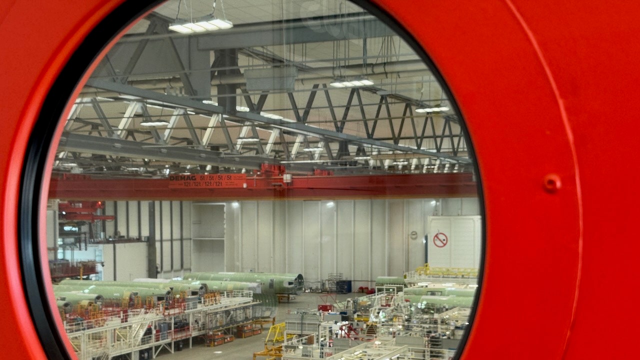 Airbus, viaggio nella fabbrica di che sta rivoluzionando gli aerei
