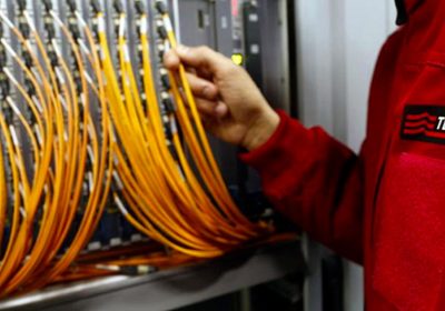 Verso l'Internet quantistica: una ricerca mostra che è possibile usare le reti in fibra ottica esistenti