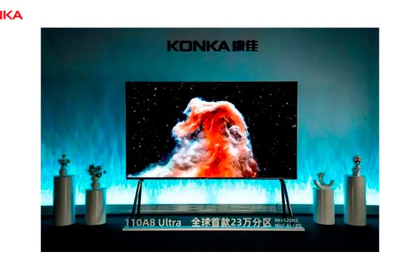 Volete ancora più Mini LED? Konka mostra un TV 8K da 110 pollici con 230.000 zone
