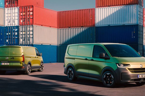 Volkswagen svela e-Transporter ed e-Caravelle, una batteria e tre diversi motori elettrici