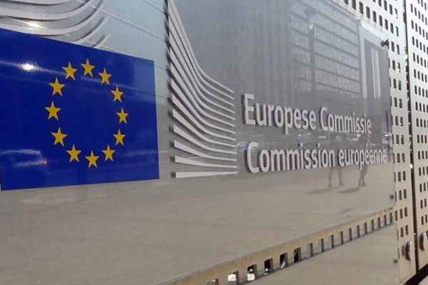 Meta sotto la lente della Commissione Europea: richiesta chiarezza sulla chiusura di CrowdTangle