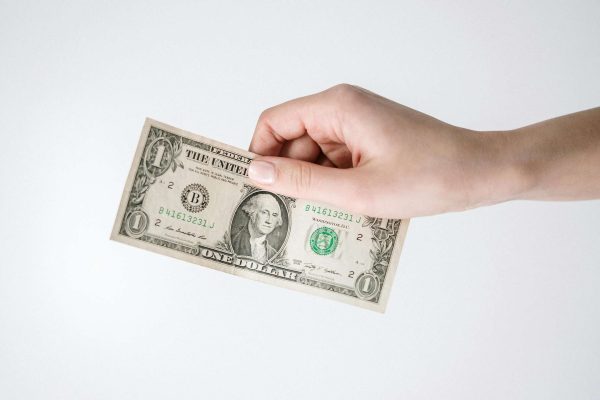 zero spese, 100€ di Buoni Amazon e carta di credito inclusa