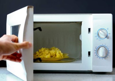 Il vostro microonde pullula di batteri