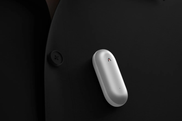 NotePin è il nuovo gadget AI indossabile per non dimenticarti niente