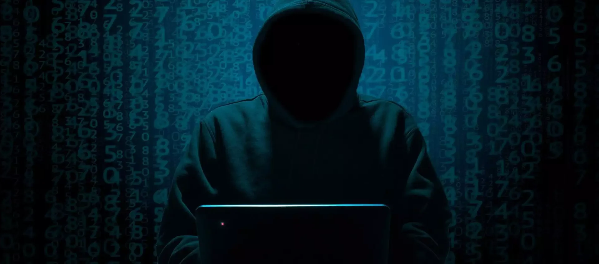 Proteggiti dalle truffe online con Norton 360