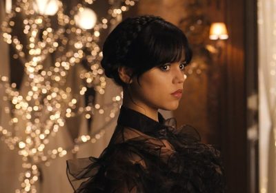 Jenna Ortega è stata bersagliata di foto pedopornografiche generate dall’AI