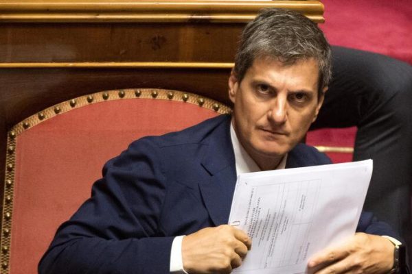 Barachini: il mio auspicio è che il ddl sull’intelligenza artificiale venga votato entro l’anno