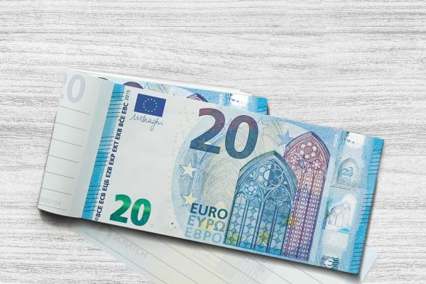 Scratch Cash Block 20 € Euro – 50 Banconote su cui Scrivere, Soldi Coupon, Block Notes, Buoni Sconto, Gadget (Dimensioni Aumentate al 125% Rispetto a Quelle Reali)