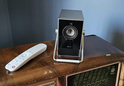 Il cinema in casa con LG CineBeam Q
