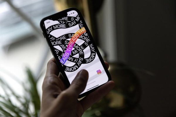 Meta sperimenta i post geolocalizzati su Threads, il social network dedicato alla condivisione di contenuti locali – Web & Social