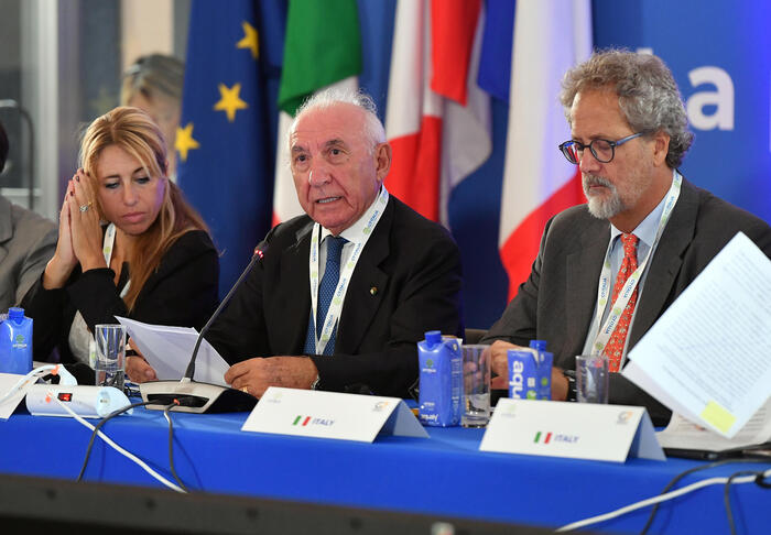 G7 Privacy: L’importanza di mettere al centro l’IA, la persona e la Costituzione – Notizie