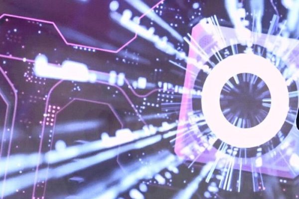 Verso l’intelligenza ibrida: l’interazione tra l’umanità e l’IA nel futuro della tecnologia