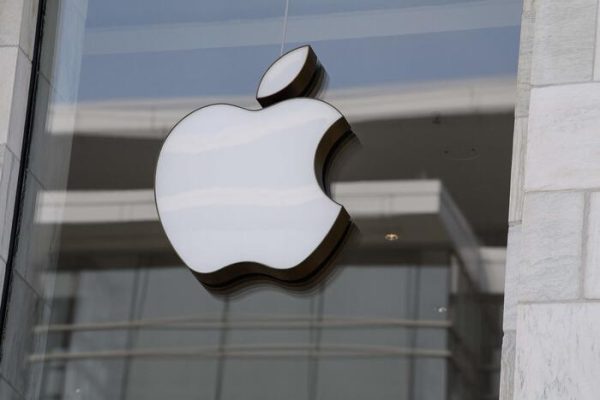 Un computer Apple in vendita in anticipo in Russia – News