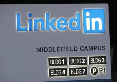 Linkedin rivoluziona la ricerca del personale con l’introduzione dello strumento di intelligenza artificiale per la selezione del personale