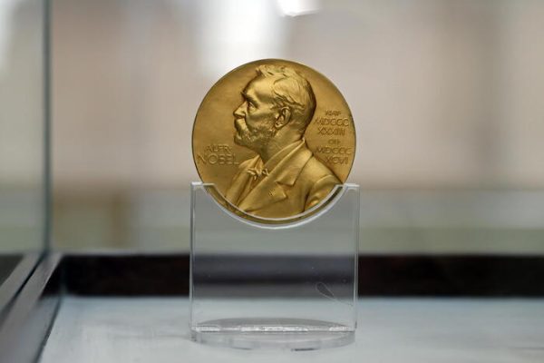Il titolo Nobel per la Chimica assegnato a Baker, Hassabis e Jumper – Ultime Notizie