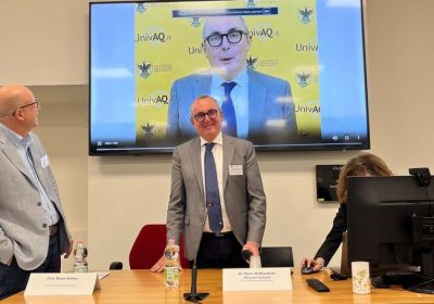 Benvenuti all’incontro Univaq – Future Tech: l’avatar virtuale vi accoglie!