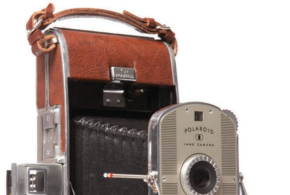 76 anni fa la nascita della prima fotocamera istantanea: la Polaroid