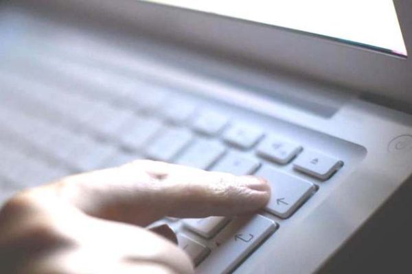 Se le spese di spedizione sono troppo elevate, si preferisce fare acquisti in negozio anziché online – Notizie