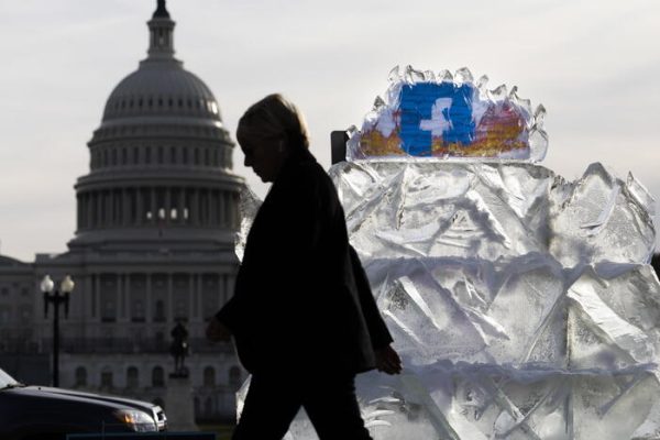 Meta dà il via libera al governo Usa per utilizzare il suo modello di intelligenza artificiale