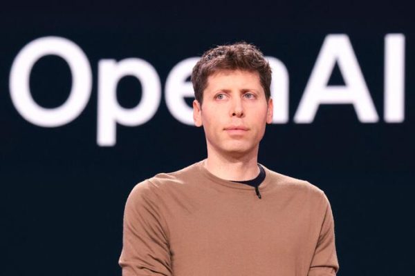 OpenAI annuncia la sua trasformazione in società for-profit nel settore delle telecomunicazioni, confermando così la svolta strategica.