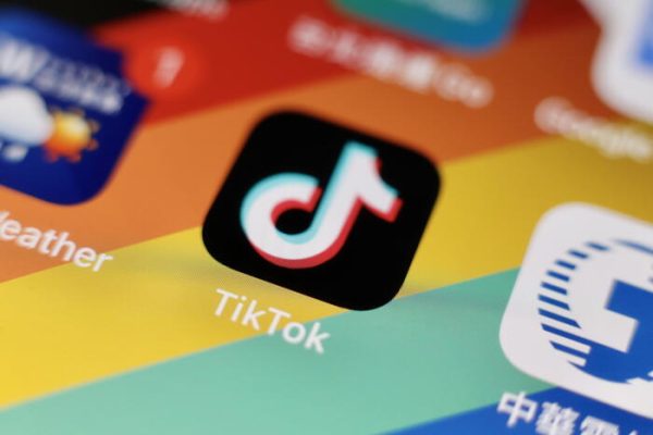 Notizie: Il boom di TikTok in Europa con oltre 175 milioni di utenti mensili