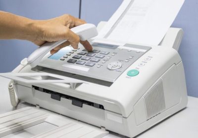 Nostalgia digitale: il fax resiste ancora dopo l’era delle audiocassette
