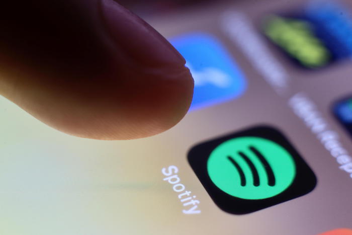 Il consumo di podcast su Spotify in Italia aumenta del 40%