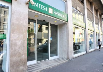 Problemi all’app di Intesa San Paolo, perché oggi non funziona