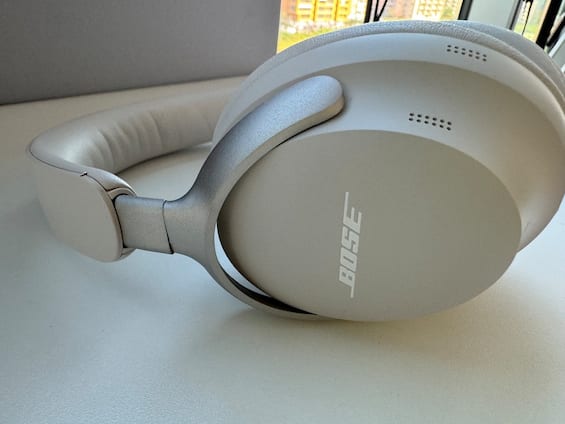 Abbiamo provato le cuffie QuietComfort Ultra di Bose: la nostra recensione