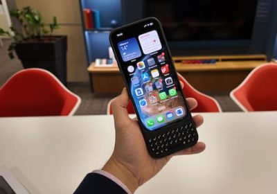 Clicks, la tastiera per iPhone si aggiorna: tutte le novità