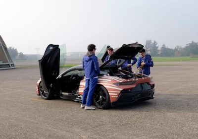 Robo-driver del Politecnico di Milano raggiunge record di 285 km/h