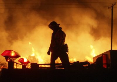 <ul>
<li>Le nove fake sugli incendi a Los Angeles: Acqua e laser spaziali – Notizie</li>
</ul>