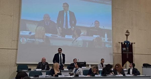 Approvato il nuovo regolamento sulla videosorveglianza ad Ancona: le novità sul Software e le App
