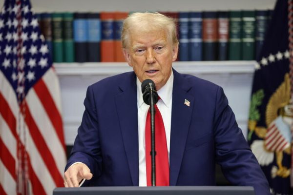 Trump annuncia Stargate e 500 miliardi di investimenti nell’intelligenza artificiale – Futura Tecnologia