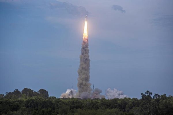 Strumento italiano raggiunge la Luna e stabilisce un nuovo record nella telecomunicazione spaziale