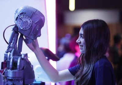 Sette italiani su dieci credono che l’intelligenza artificiale migliorerà la scienza e la medicina – Future Tech