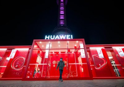 Media focalizzata sui chip di Huawei dalla tecnologia utilizzata per l’intelligenza artificiale di DeepSeek: un’analisi dettagliata delle ultime notizie.