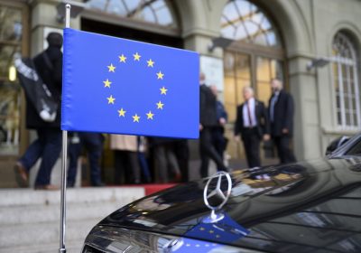 L’UE non ha l’intenzione di bandire TikTok, ma chiede il rispetto delle norme