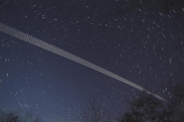 24 nuovi satelliti Starlink lanciati nel 2025 per potenziare le telecomunicazioni