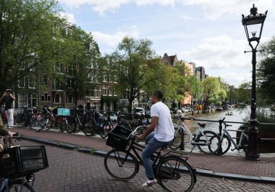 Amsterdam, tutti i progetti per rendere la città un modello di sostenibilità