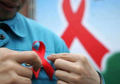 Lenacapavir, la più grande speranza contro l’Hiv è a rischio per colpa di Trump
