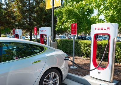 Perché Tesla, Byd, Stellantis e Volkswagen sono finite nel mirino dell’Antitrust