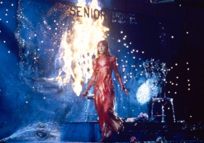 Carrie Lo sguardo di Satana, storia del capolavoro horror e delle sue declinazioni sullo schermo