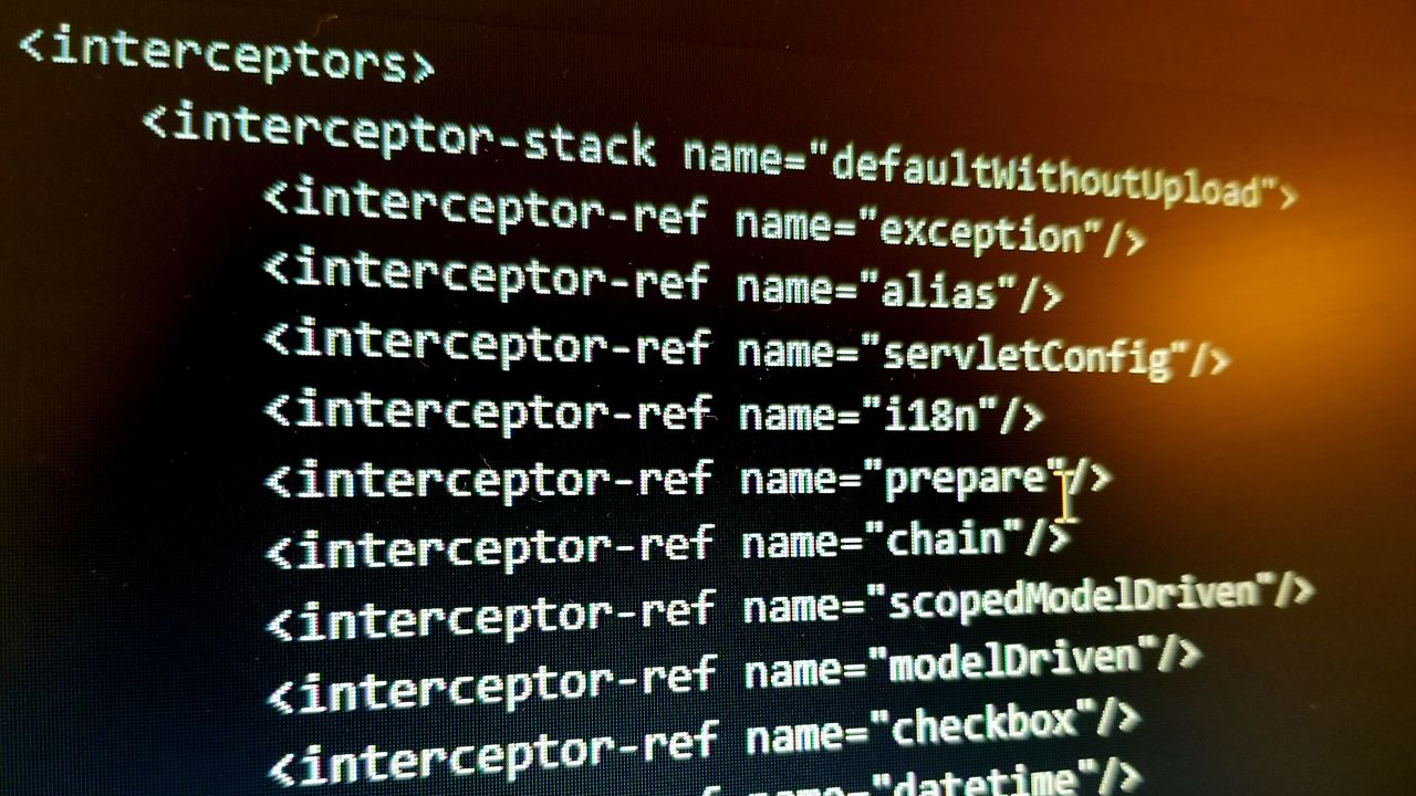 Cursor, cos’è e cosa fa l’ultima startup dei record che rischia di mandare a casa i programmatori