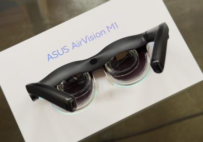 Abbiamo provato gli ASUS AirVision M1: gli occhiali con due monitor integrati per lavorare, giocare o vedere film