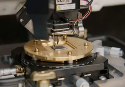 Amazon Web Services ha svelato Ocelot, il suo primo processore quantistico