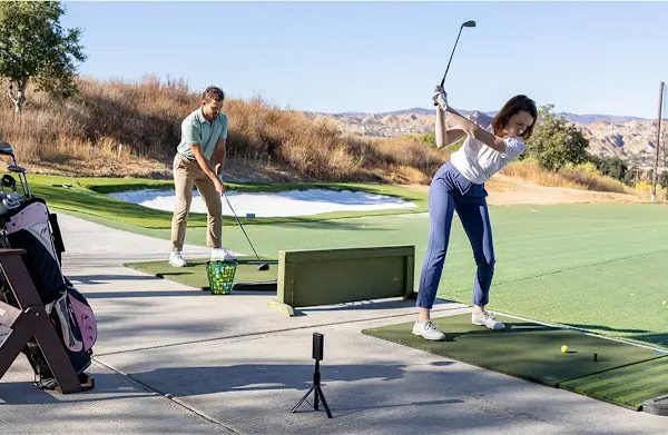 Canon SwingRec, arriva la nuova videocamera AI per migliorare il gioco del golf